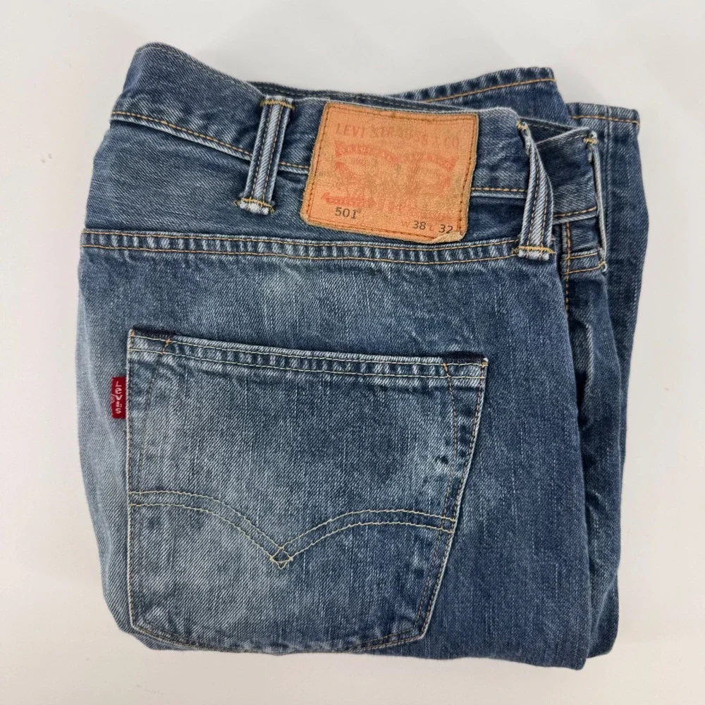 Levi's 501 Original‎ Fit Jeans Mens 38x32 Blue Medium Wash Straight Button Fly